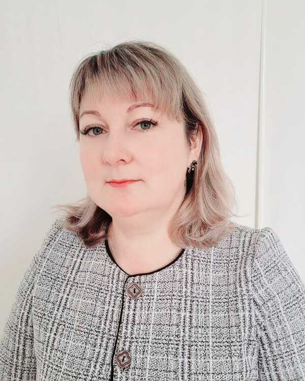 Толочко Оксана Анатолдьевна.